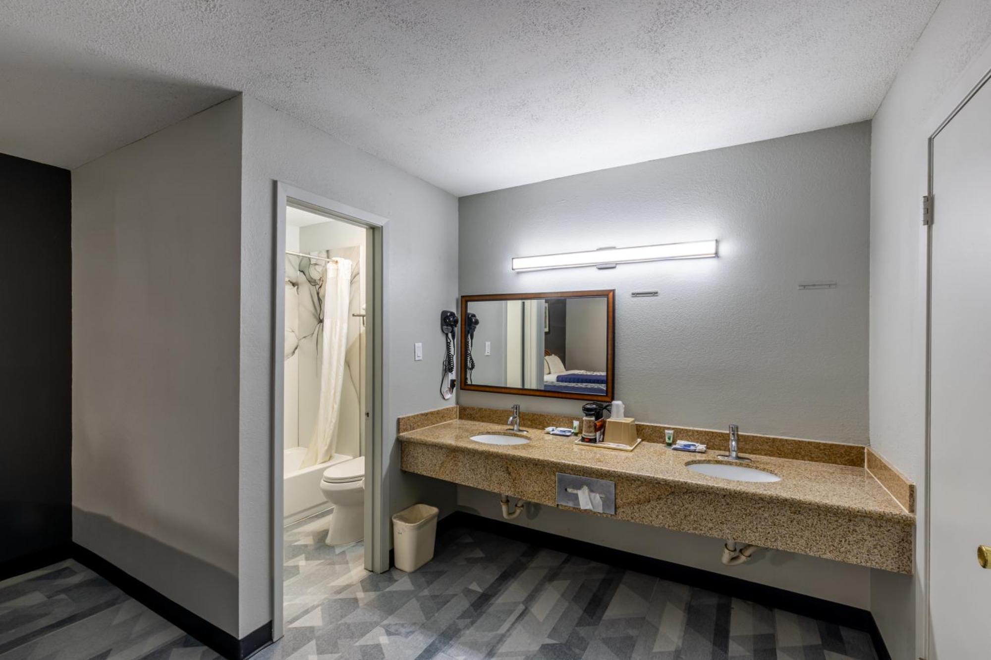 Freer Executive Inn And Studios Exteriér fotografie