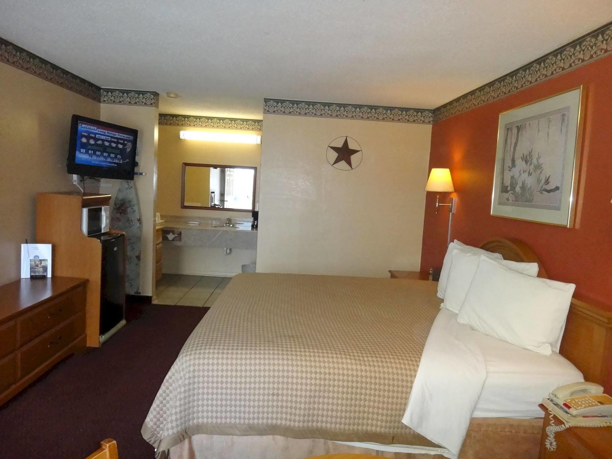 Freer Executive Inn And Studios Exteriér fotografie